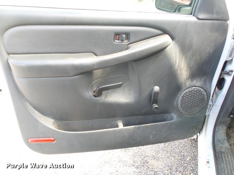 image for item DE3658 2006 Chevrolet Silverado 1500 Ext. Cab pickup truck