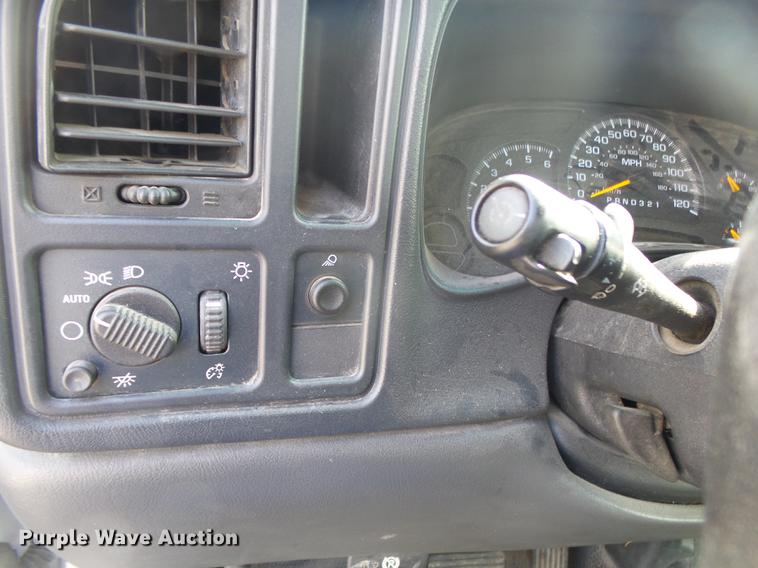 image for item DE3658 2006 Chevrolet Silverado 1500 Ext. Cab pickup truck