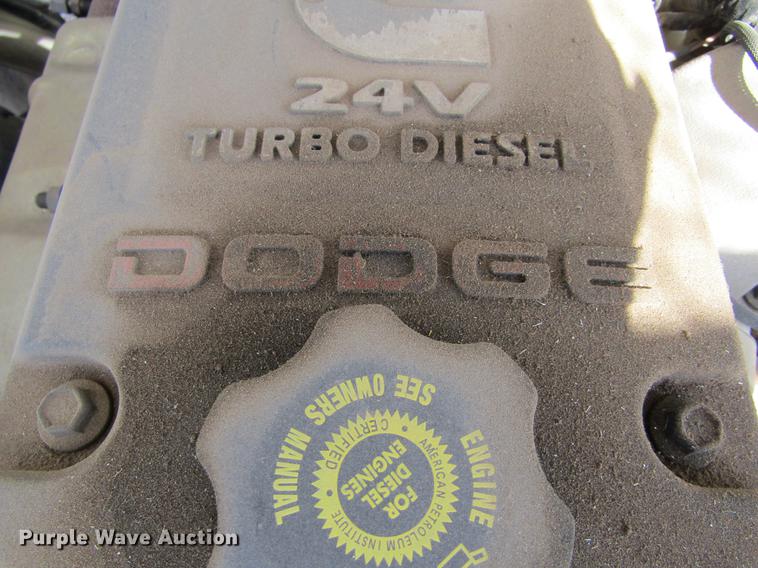 image for item DE6812 2003 Dodge Ram 2500 Quad Cab pickup truck