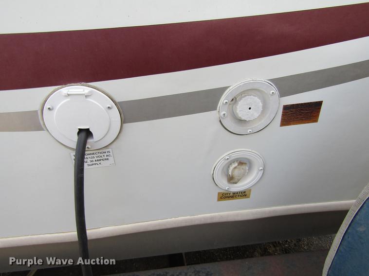 image for item DE6813 2005 Jayco Eagle camper