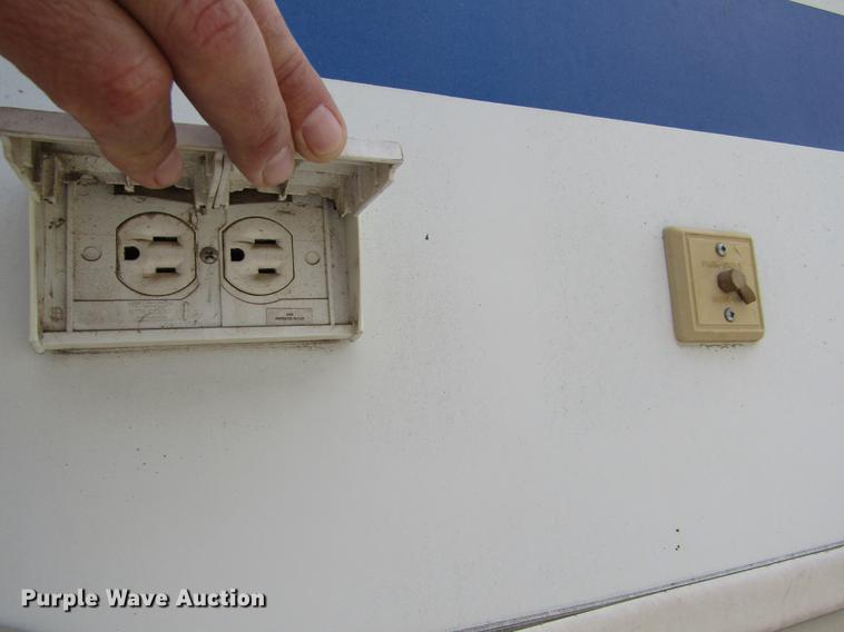 image for item DE6813 2005 Jayco Eagle camper