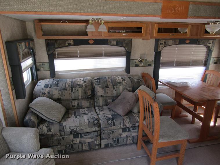 image for item DE6813 2005 Jayco Eagle camper