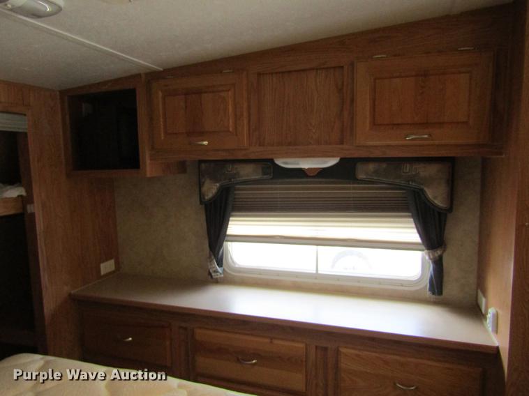 image for item DE6813 2005 Jayco Eagle camper