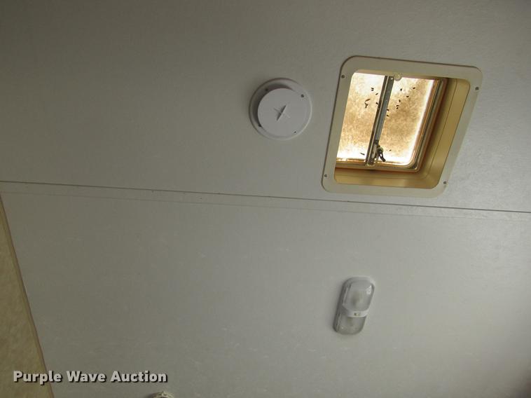 image for item DE6813 2005 Jayco Eagle camper