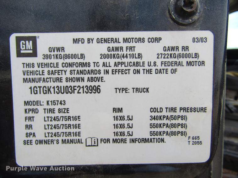 image for item DE6814 2003 GMC Sierra 1500HD SLE Crew Cab pickup truck