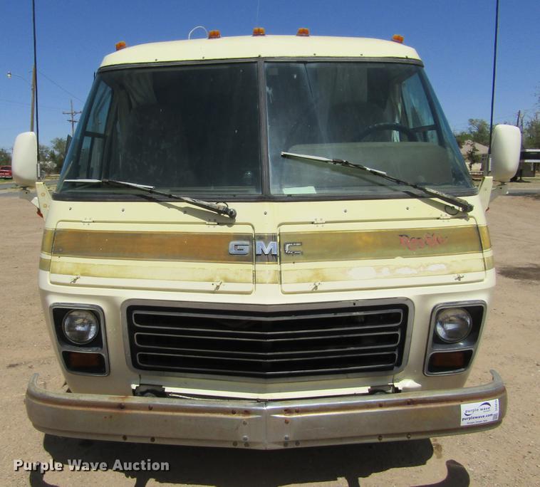 image for item DE6816 1977 GMC Jimmy Coachman Royale 26RB RV