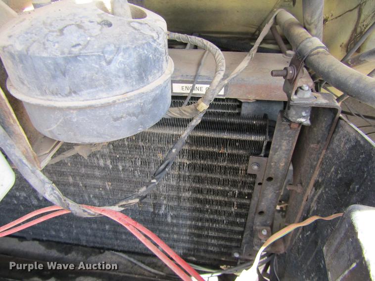 image for item DE6816 1977 GMC Jimmy Coachman Royale 26RB RV