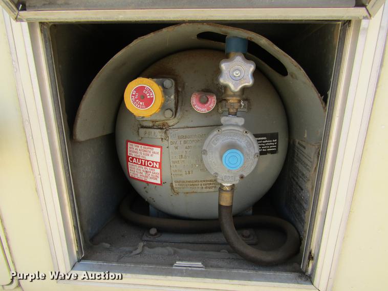 image for item DE6816 1977 GMC Jimmy Coachman Royale 26RB RV