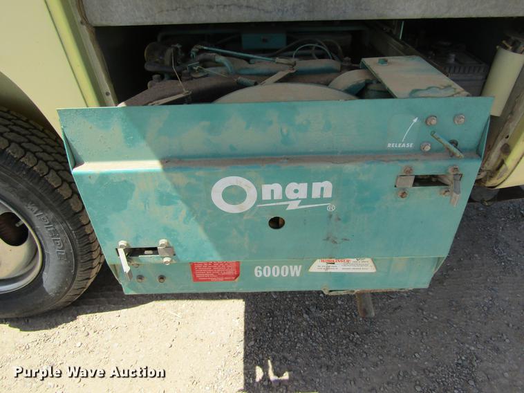 image for item DE6816 1977 GMC Jimmy Coachman Royale 26RB RV