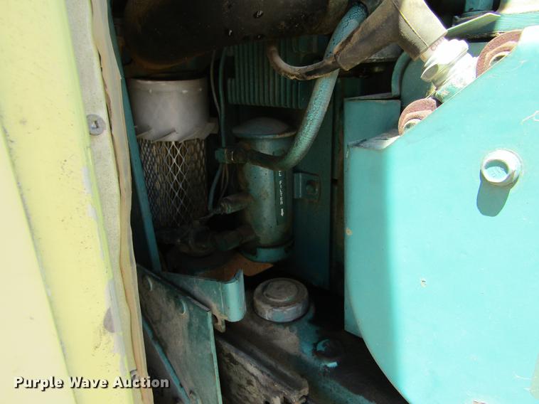 image for item DE6816 1977 GMC Jimmy Coachman Royale 26RB RV