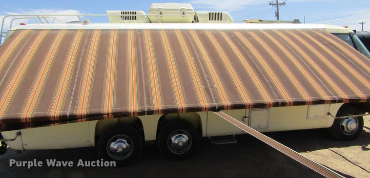 image for item DE6816 1977 GMC Jimmy Coachman Royale 26RB RV