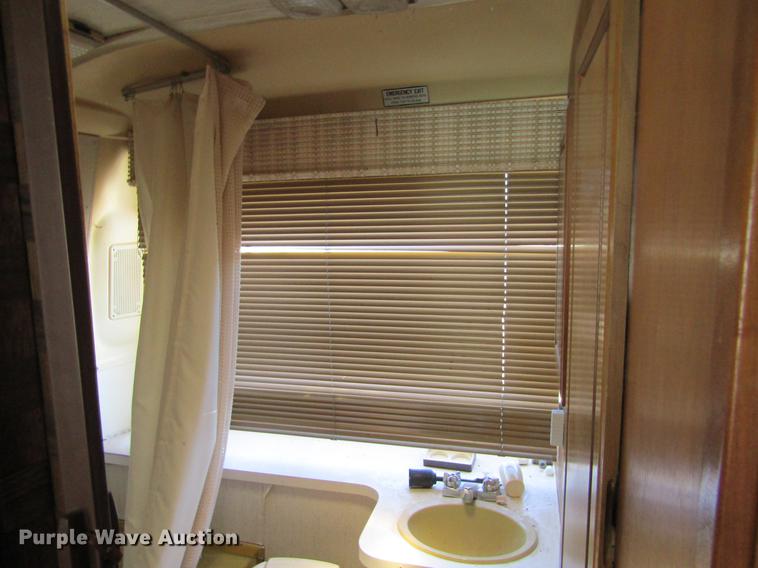 image for item DE6816 1977 GMC Jimmy Coachman Royale 26RB RV