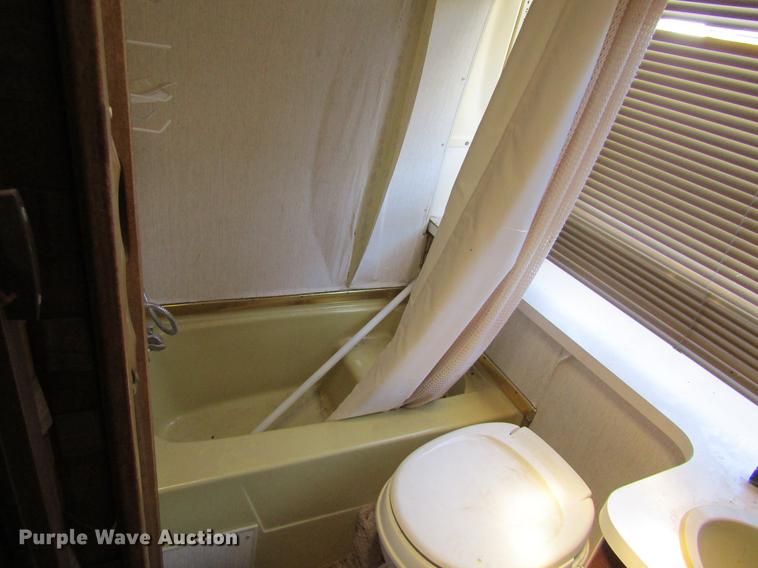 image for item DE6816 1977 GMC Jimmy Coachman Royale 26RB RV