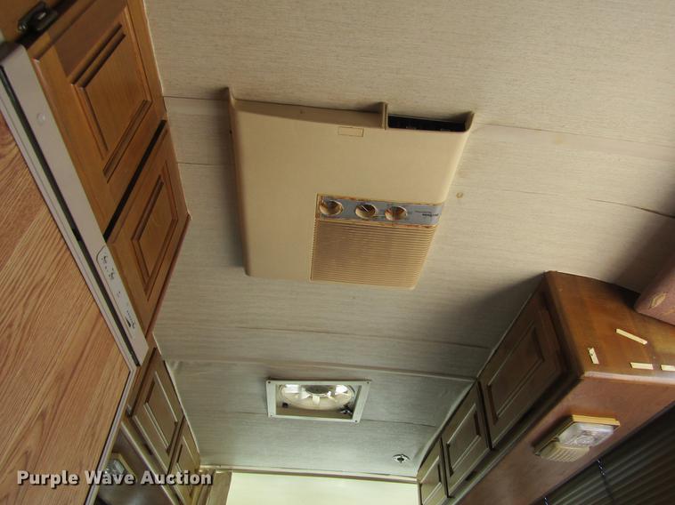 image for item DE6816 1977 GMC Jimmy Coachman Royale 26RB RV