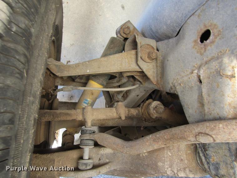 image for item DE6816 1977 GMC Jimmy Coachman Royale 26RB RV