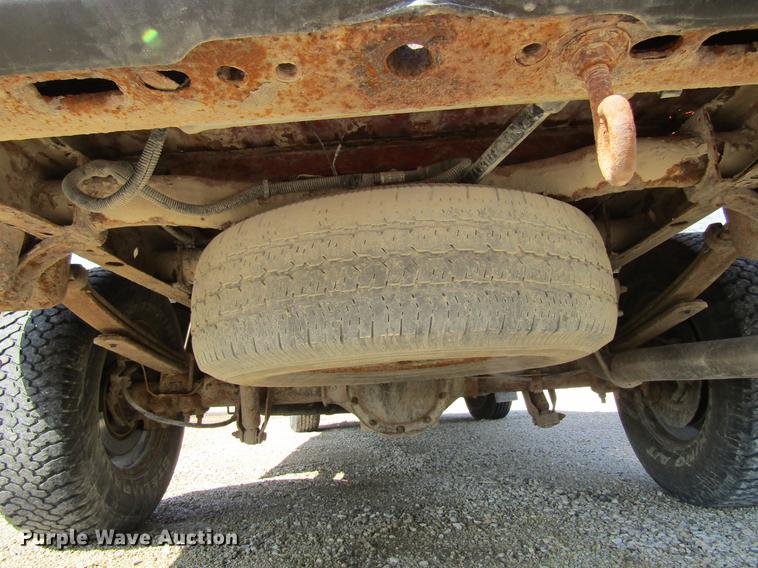 image for item DF3791 2000 Chevrolet Silverado 1500 pickup truck