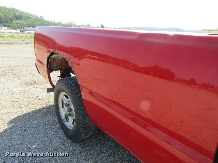 image for item DF3791 2000 Chevrolet Silverado 1500 pickup truck
