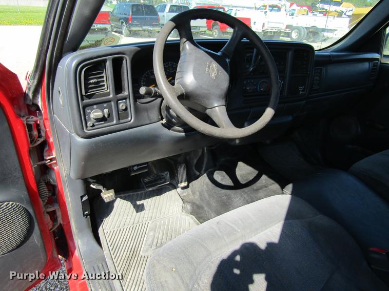 image for item DF3791 2000 Chevrolet Silverado 1500 pickup truck