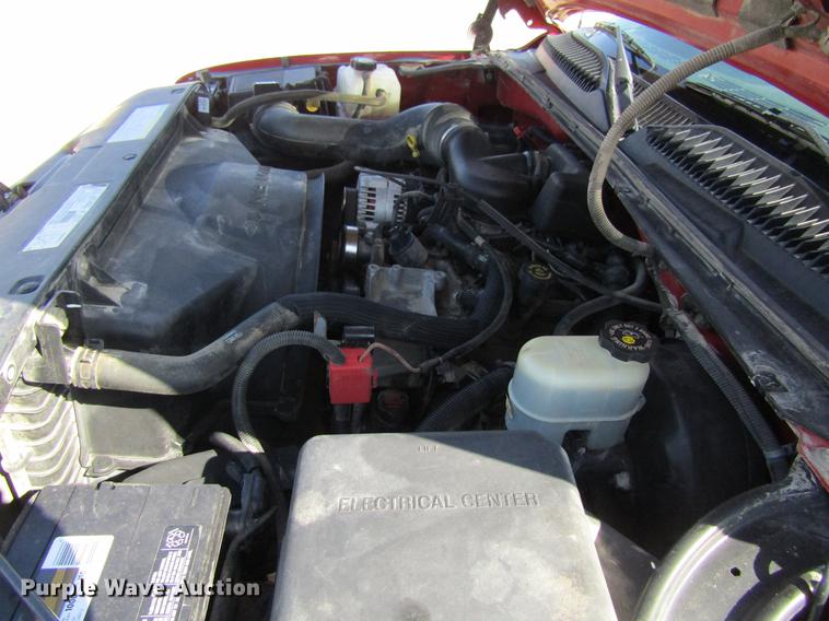 image for item DF3791 2000 Chevrolet Silverado 1500 pickup truck