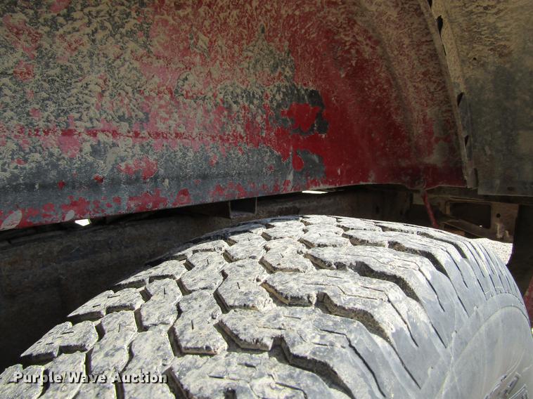 image for item DF3791 2000 Chevrolet Silverado 1500 pickup truck