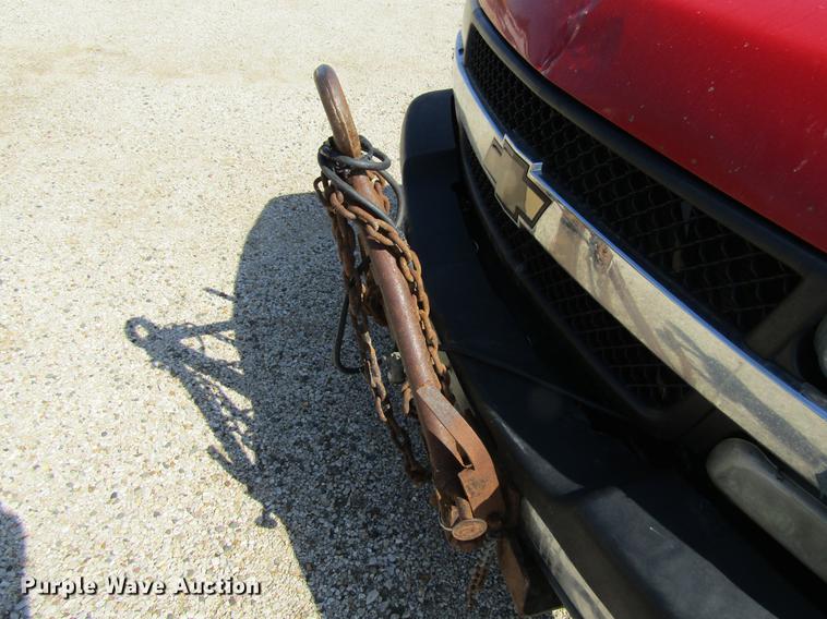 image for item DF3792 2002 Chevrolet Silverado 2500HD pickup truck