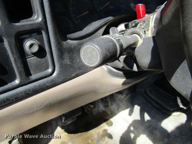 image for item DF3792 2002 Chevrolet Silverado 2500HD pickup truck