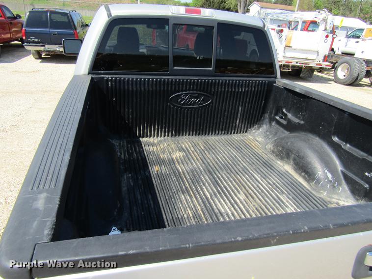 image for item DF3794 2006 Ford F150 SuperCrew pickup truck