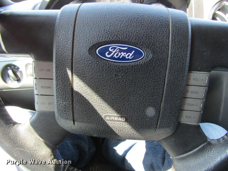 image for item DF3794 2006 Ford F150 SuperCrew pickup truck