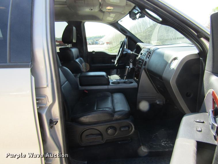 image for item DF3794 2006 Ford F150 SuperCrew pickup truck