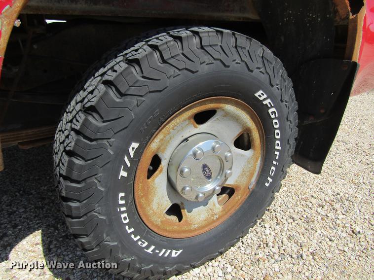 image for item DF3795 2008 Ford F350 Super Duty Crew Cab pickup truck