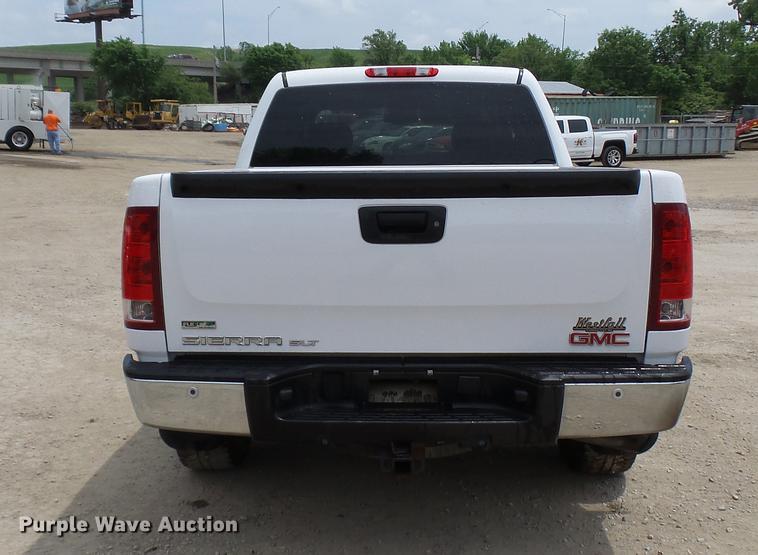 image for item DP9528 2011 GMC Sierra 1500 SLT Crew Cab Z71 pickup truck