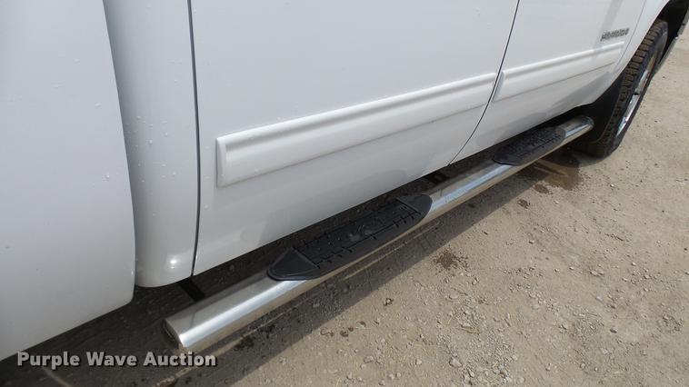 image for item DP9528 2011 GMC Sierra 1500 SLT Crew Cab Z71 pickup truck