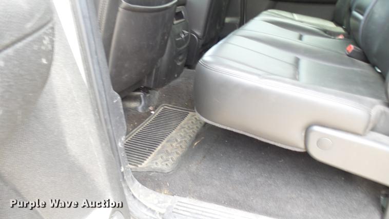 image for item DP9528 2011 GMC Sierra 1500 SLT Crew Cab Z71 pickup truck