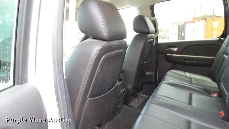 image for item DP9528 2011 GMC Sierra 1500 SLT Crew Cab Z71 pickup truck