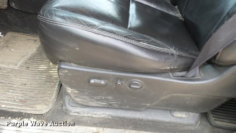 image for item DP9528 2011 GMC Sierra 1500 SLT Crew Cab Z71 pickup truck