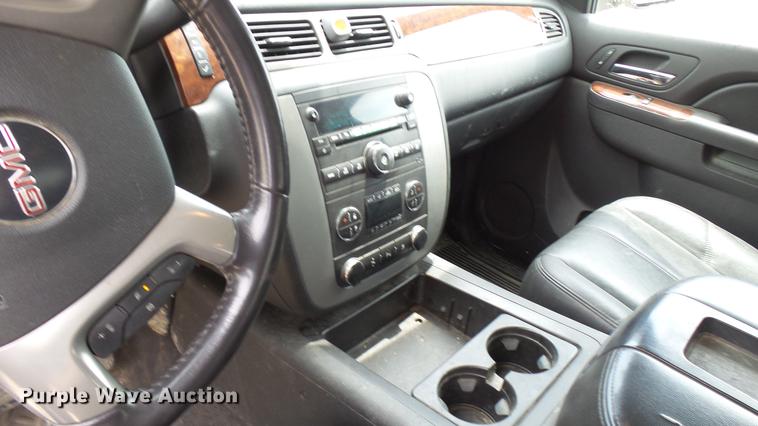 image for item DP9528 2011 GMC Sierra 1500 SLT Crew Cab Z71 pickup truck