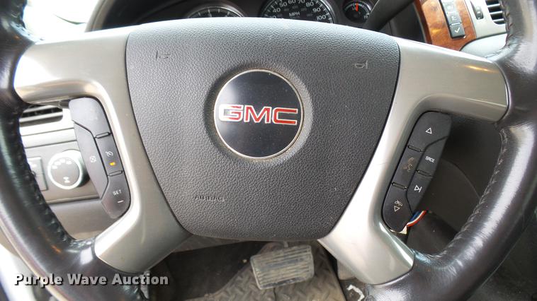 image for item DP9528 2011 GMC Sierra 1500 SLT Crew Cab Z71 pickup truck