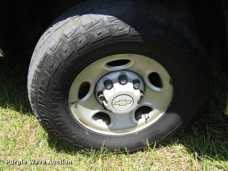 image for item DW9264 2007 Chevrolet Silverado 2500HD Ext. Cab pickup truck