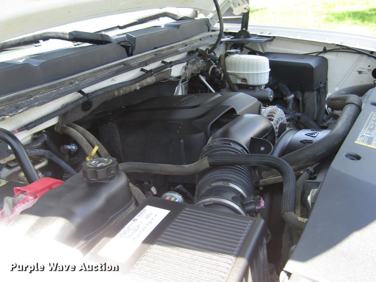 image for item DW9264 2007 Chevrolet Silverado 2500HD Ext. Cab pickup truck