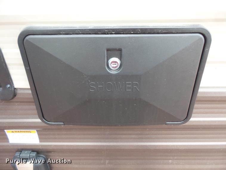 image for item DW9706 2018 Forest River Cherokee M-26DB camper