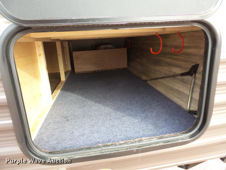 image for item DW9706 2018 Forest River Cherokee M-26DB camper