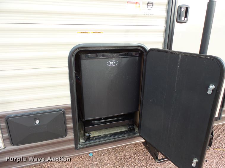 image for item DW9706 2018 Forest River Cherokee M-26DB camper