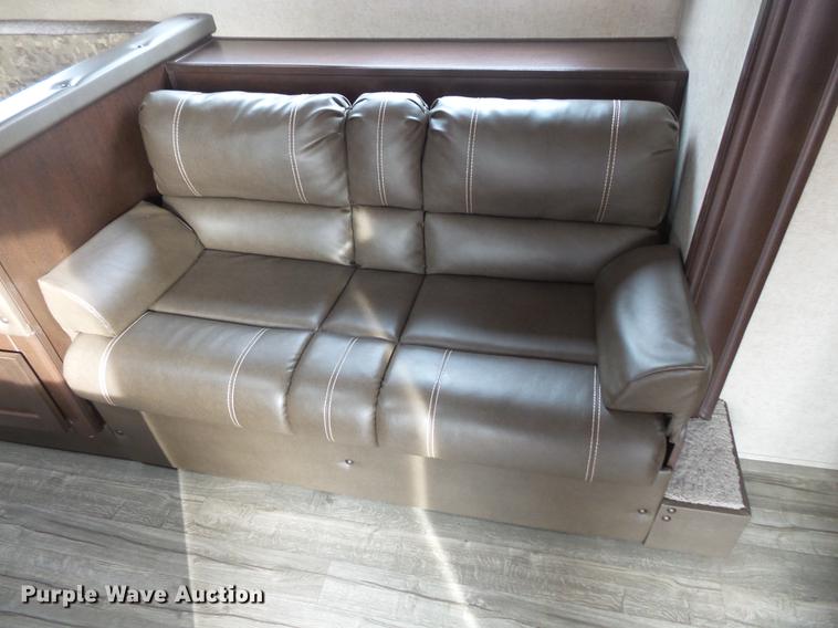 image for item DW9706 2018 Forest River Cherokee M-26DB camper