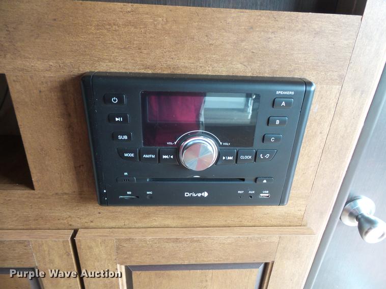 image for item DW9707 2017 Forest River Salem camper