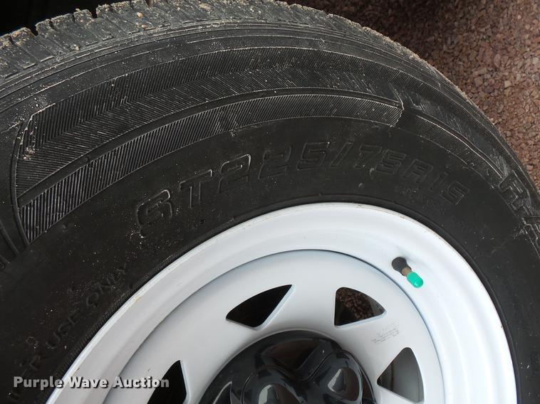 image for item DW9707 2017 Forest River Salem camper