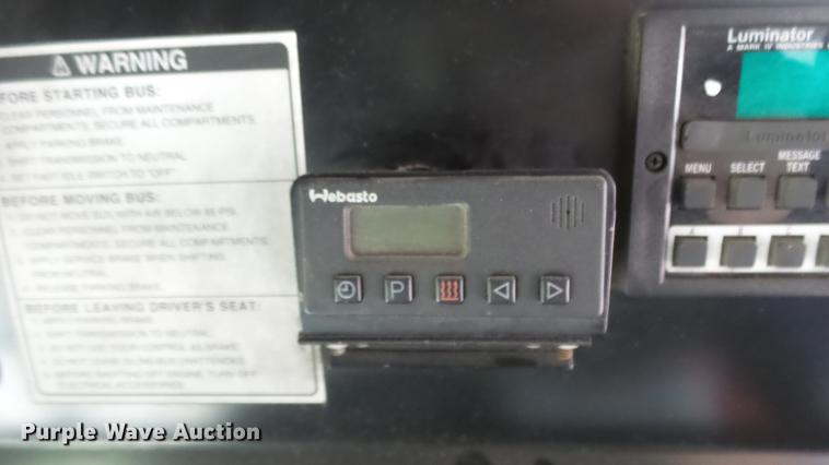 image for item EC9739 2002 Gillig G20B096N4 transit bus