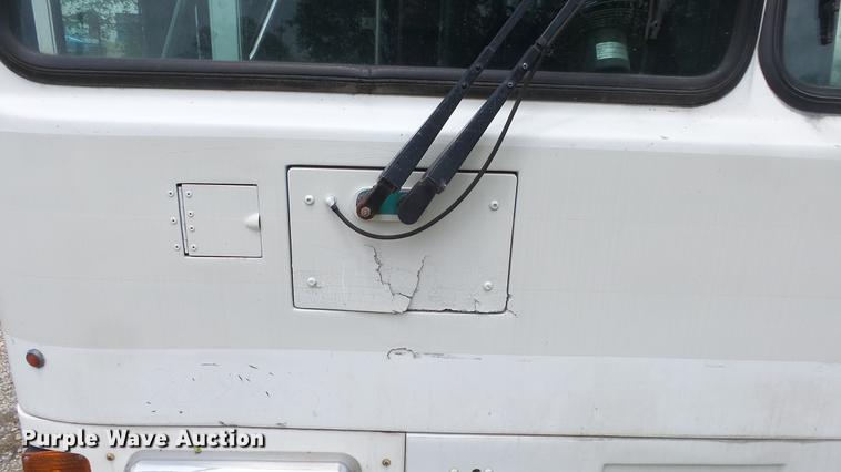 image for item EC9739 2002 Gillig G20B096N4 transit bus