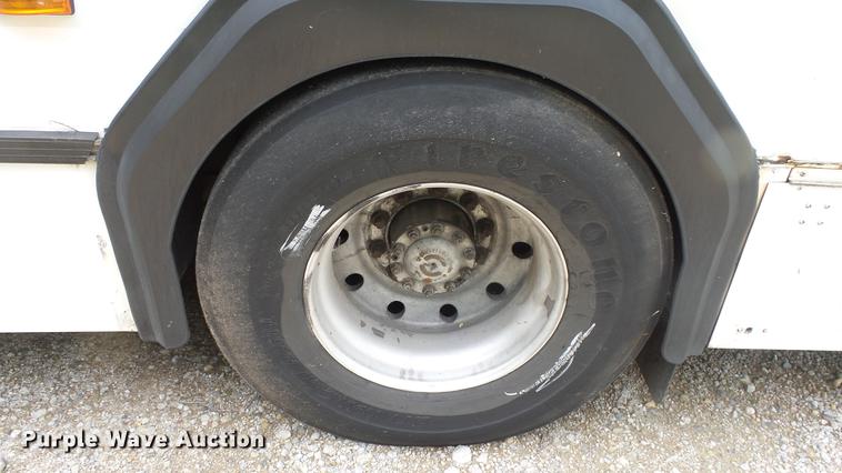 image for item EC9739 2002 Gillig G20B096N4 transit bus