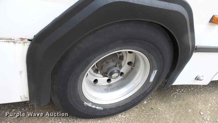 image for item EC9739 2002 Gillig G20B096N4 transit bus