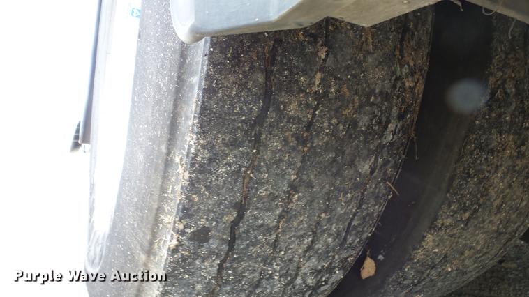 image for item EC9739 2002 Gillig G20B096N4 transit bus